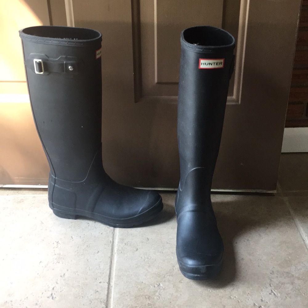 Tall black Hunter Rain Boots